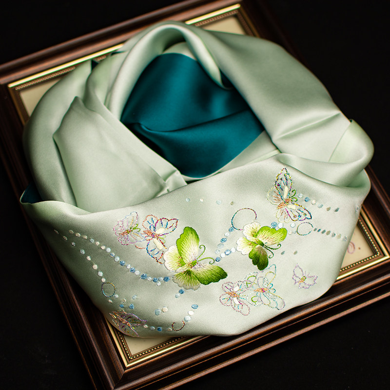 Pure Silk Suzhou Embroidery Sc - đánh giá và giá Embroidery Set