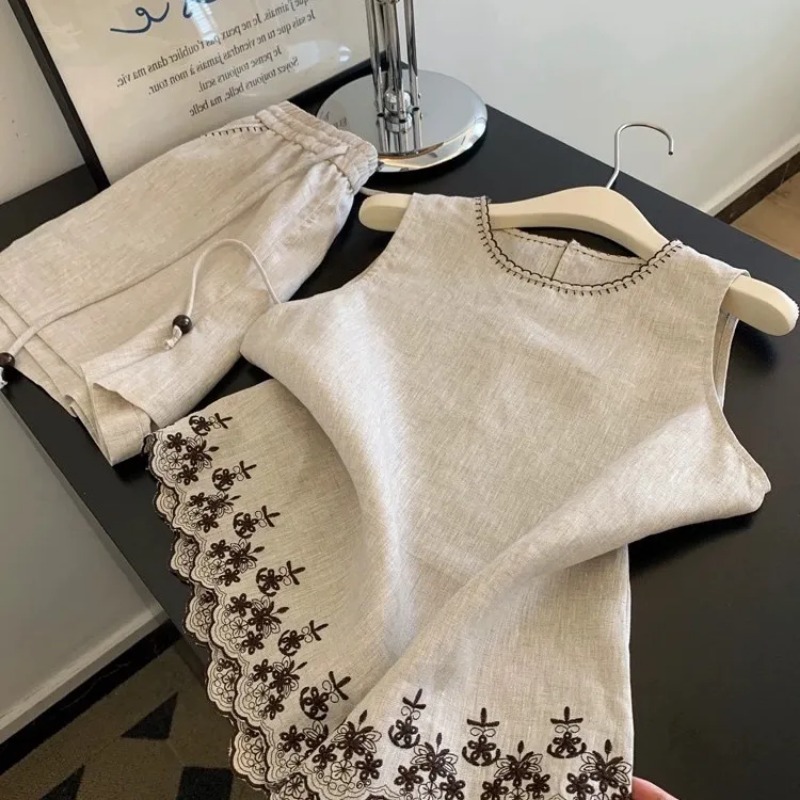 Simple Old Money Style Cotton  - đánh giá và giá Embroidery Vest