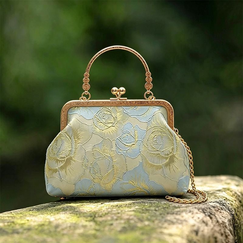 Vintage Floral Embroidery Kiss - đánh giá và giá Embroidery Kiss