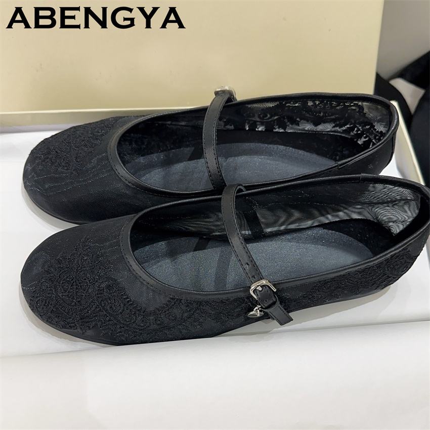 Lace Embroidery Flat Shoes for - đánh giá và giá Embroidery Designer